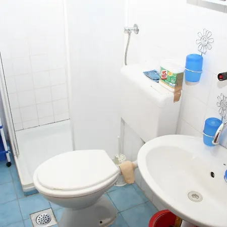 Apartment By The Sea Bilo, Primosten - 4168 *